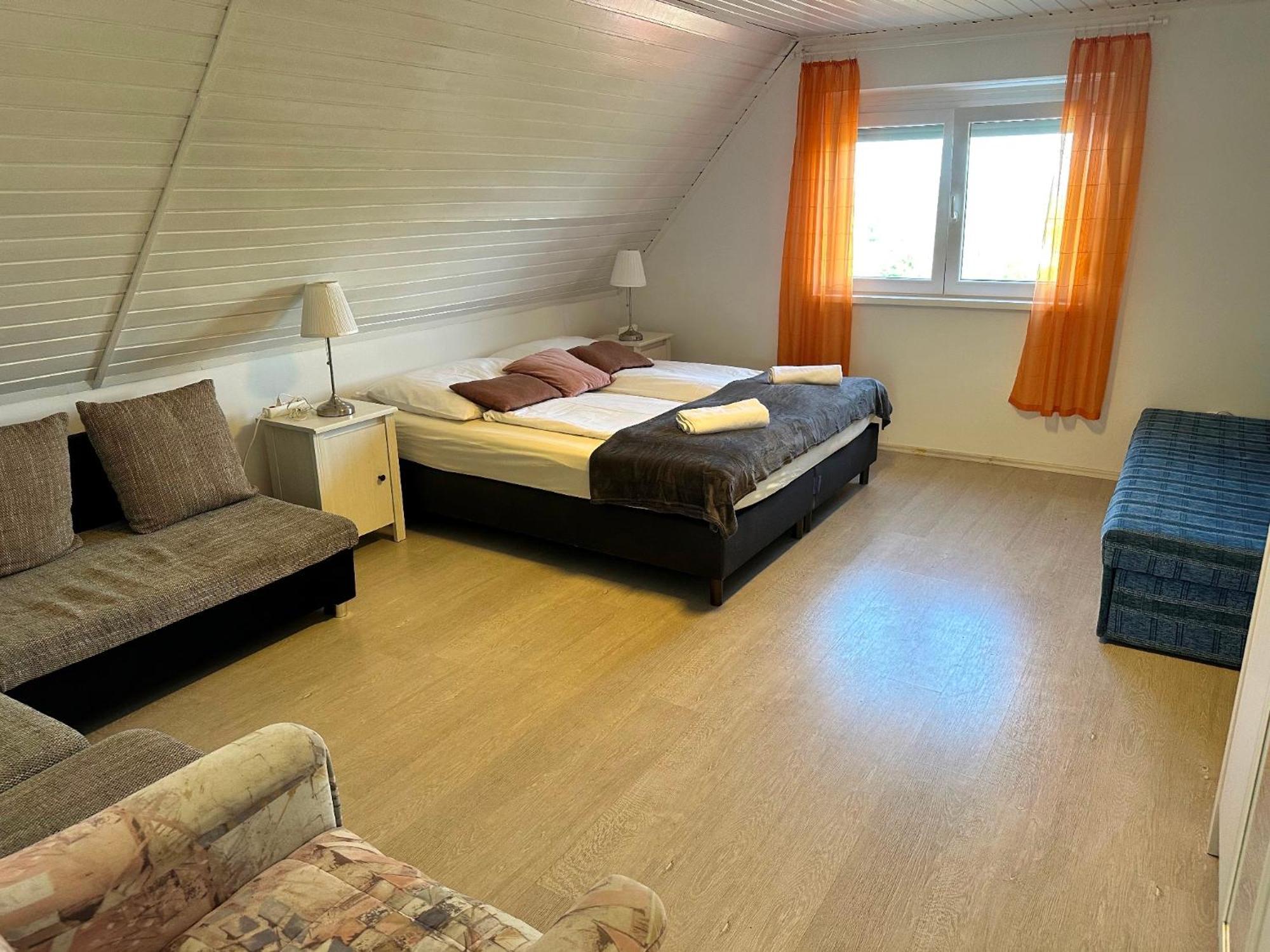 Szent Orban Panzio - Kutyabarat Apartmanok Zalakaros Zewnętrze zdjęcie